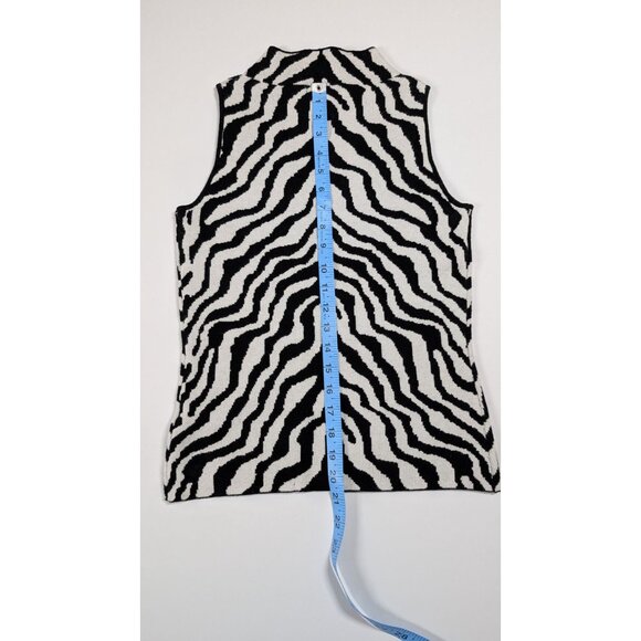 T Tahari Zebra Print Sleeveless Sweater Mock Neck Top Edgy Mob Wife - Picture 8 of 8